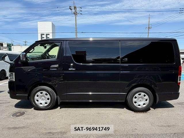 Toyota HIACE VAN 2021-03 6545127-13