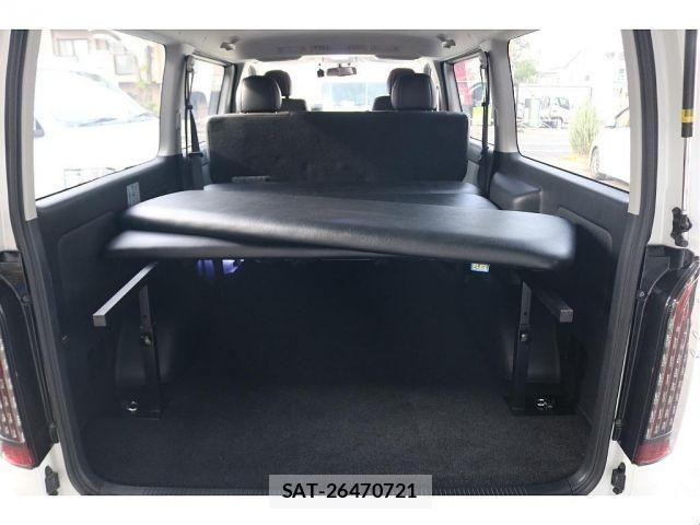Toyota HIACE VAN 2016-01 6612177-12