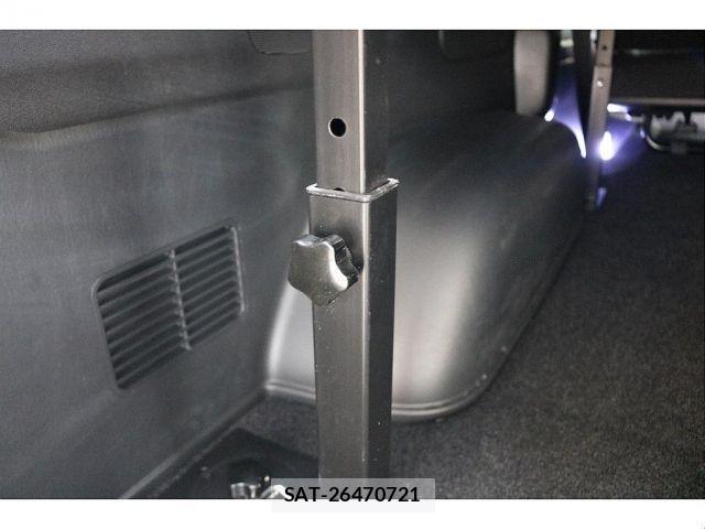 Toyota HIACE VAN 2016-01 6612177-14