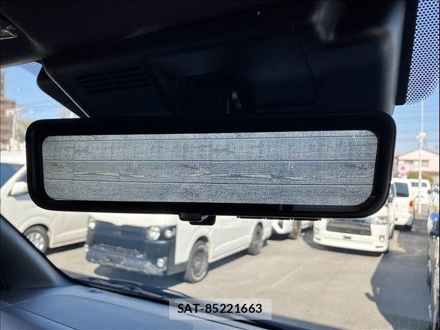 Toyota HIACE VAN 1996-02 6612169-17