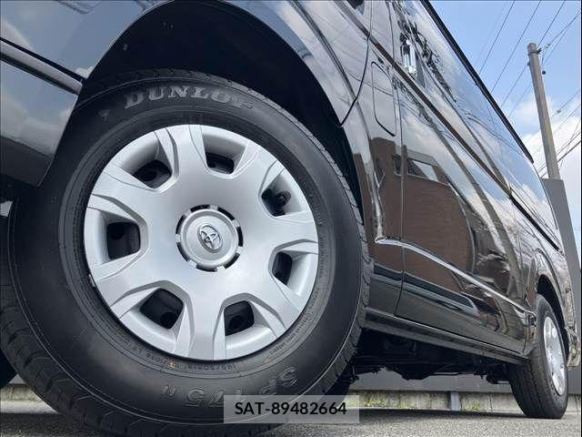 Toyota HIACE VAN 2025-06 6612176-9