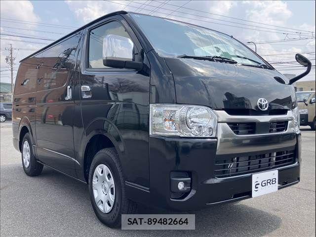 Toyota HIACE VAN 2025-06 6612176-10