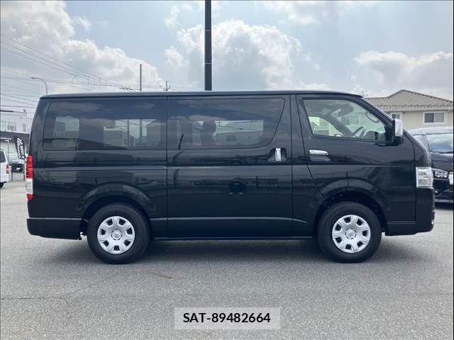 Toyota HIACE VAN 2025-06 6612176-12
