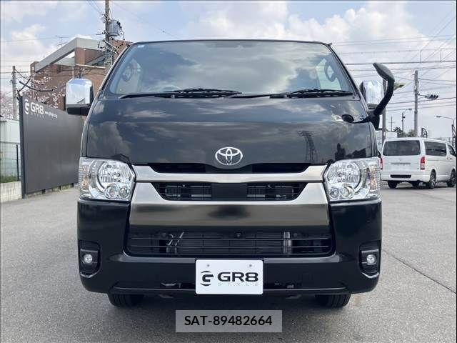 Toyota HIACE VAN 2025-06 6612176-1