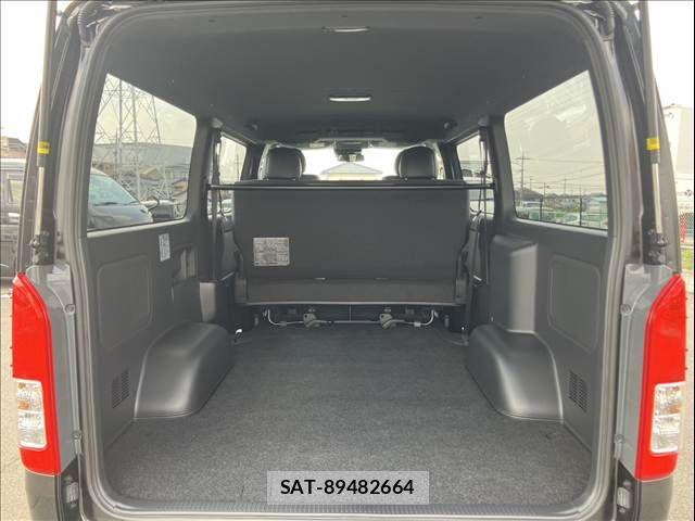 Toyota HIACE VAN 2025-06 6612176-19