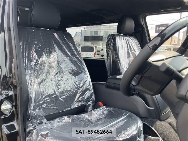 Toyota HIACE VAN 2025-06 6612176-6