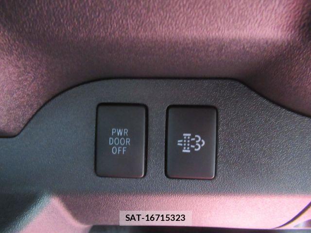 Toyota HIACE VAN 2024-08 6641655-18