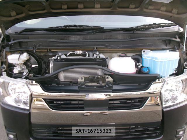 Toyota HIACE VAN 2024-08 6641655-26