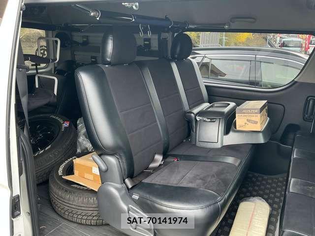 Toyota HIACE VAN 2018-07 6641660-3