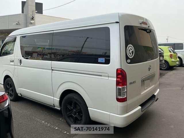 Toyota HIACE VAN 2018-07 6641660-7