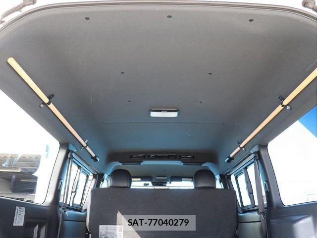 Toyota HIACE VAN 2022-01 6641656-2