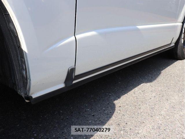 Toyota HIACE VAN 2022-01 6641656-7