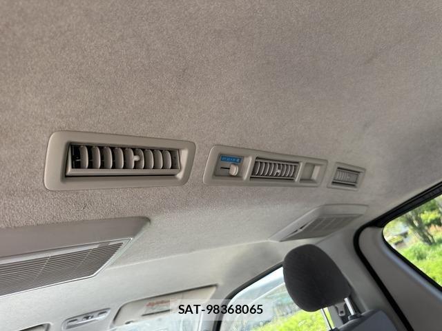 Toyota HIACE VAN 2008-01 6671756-13