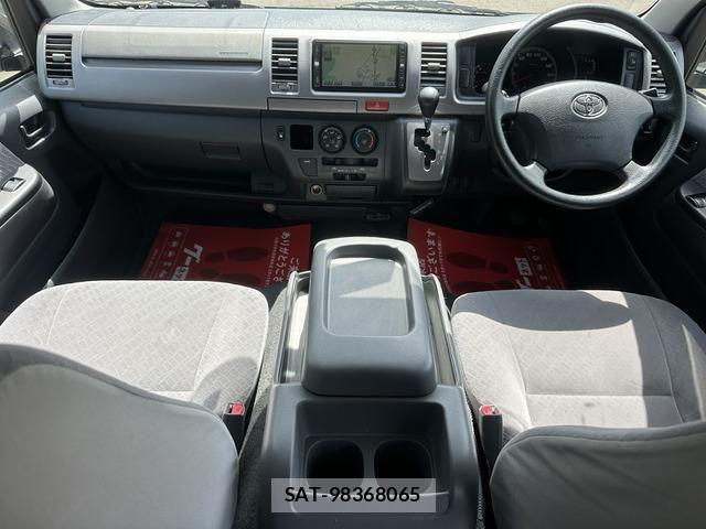 Toyota HIACE VAN 2008-01 6671756-18