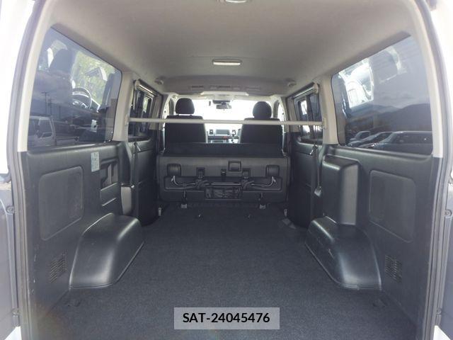 Toyota HIACE VAN 2021-03 6671730-9