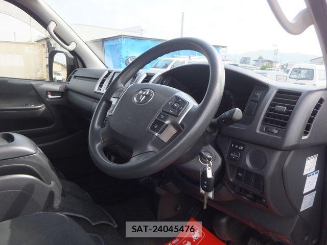 Toyota HIACE VAN 2021-03 6671730-12