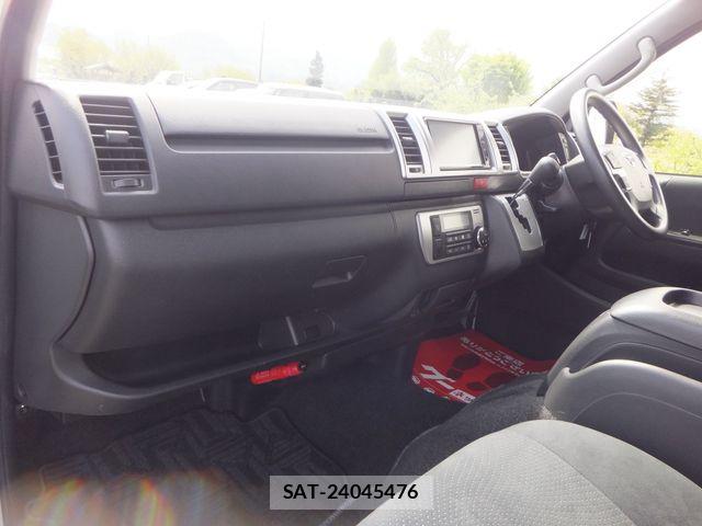 Toyota HIACE VAN 2021-03 6671730-15