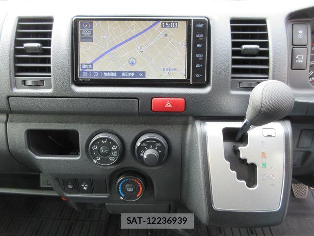 Toyota HIACE VAN 2023-12 6676190-13