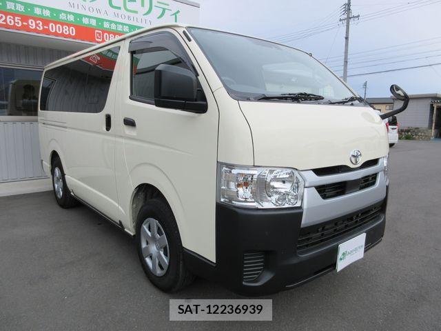 Toyota HIACE VAN 2023-12 6676190-2