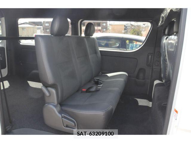 Toyota HIACE VAN 2026-03 6682681-18