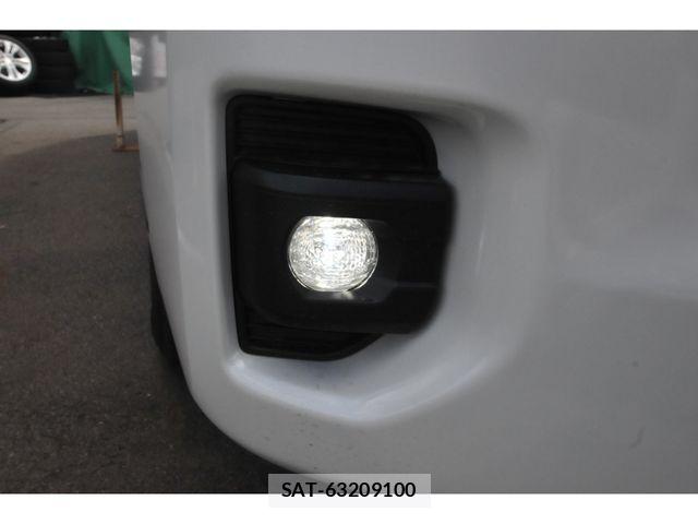 Toyota HIACE VAN 2026-03 6682681-25