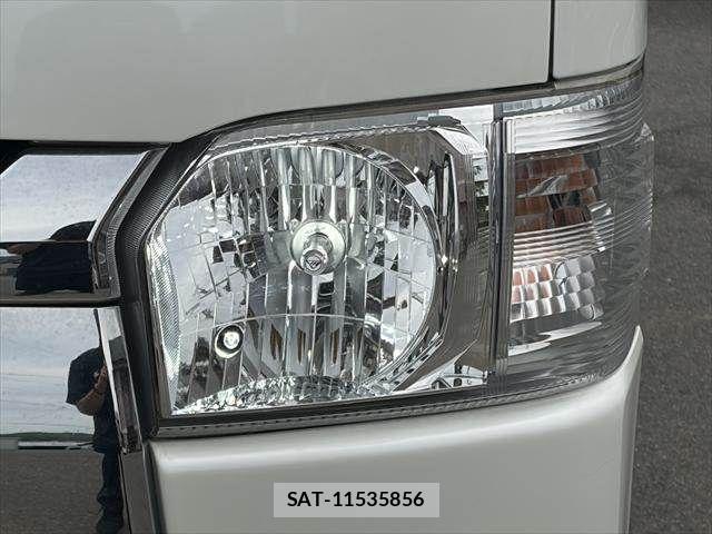 Toyota HIACE VAN 2019-09 6683793-9