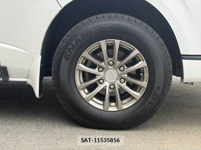 Toyota HIACE VAN 2019-09 6683793-11