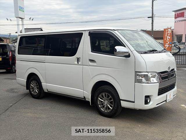 Toyota HIACE VAN 2019-09 6683793-13