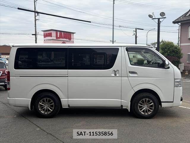Toyota HIACE VAN 2019-09 6683793-14