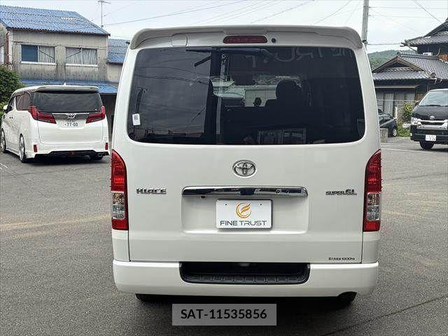 Toyota HIACE VAN 2019-09 6683793-16