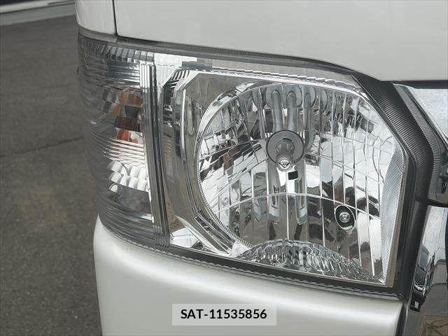 Toyota HIACE VAN 2019-09 6683793-20
