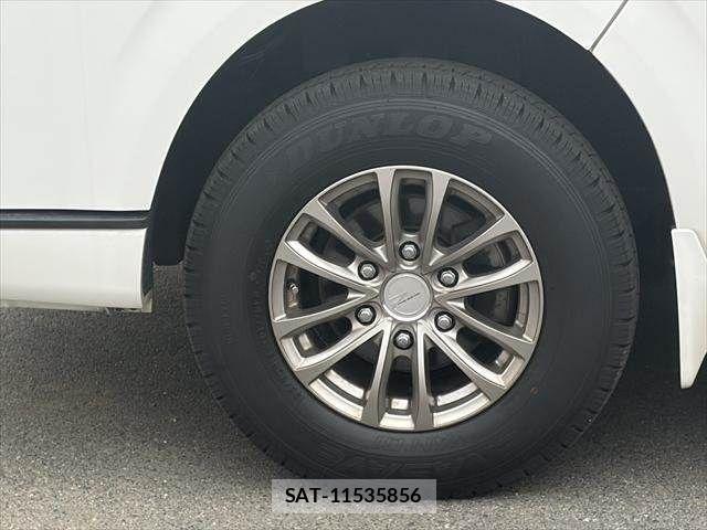 Toyota HIACE VAN 2019-09 6683793-27