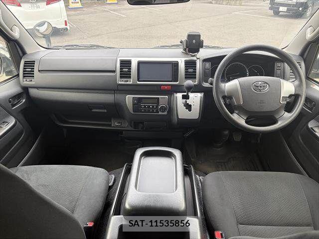 Toyota HIACE VAN 2019-09 6683793-2