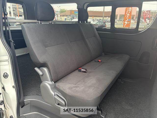Toyota HIACE VAN 2019-09 6683793-7