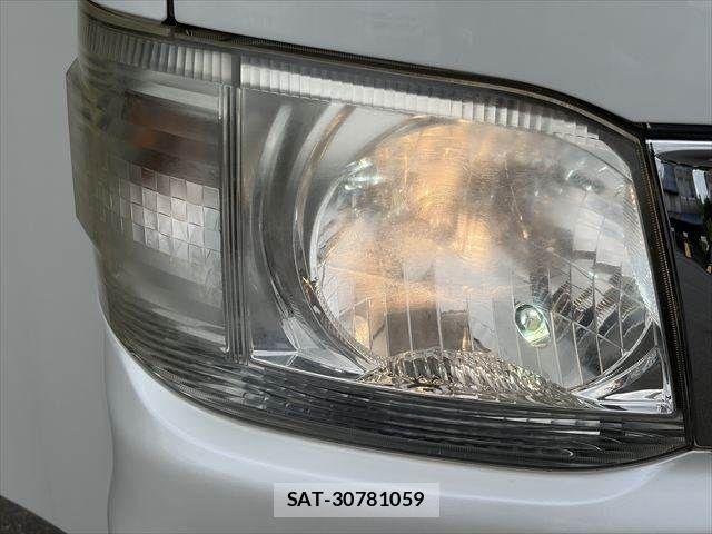Toyota HIACE VAN 2012-08 6682682-9
