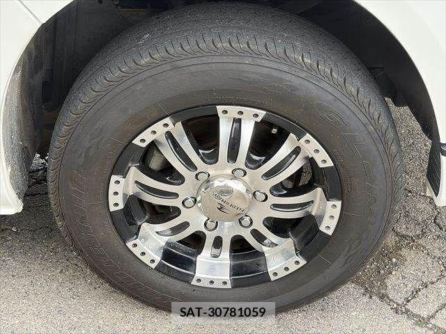 Toyota HIACE VAN 2012-08 6682682-11