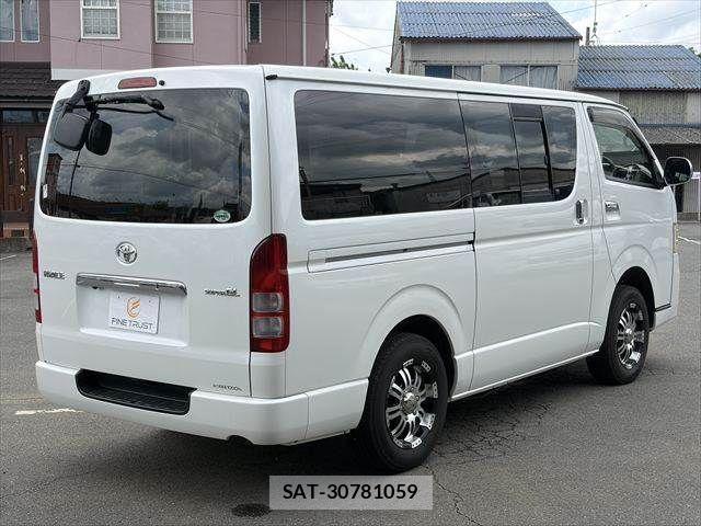 Toyota HIACE VAN 2012-08 6682682-15