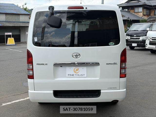 Toyota HIACE VAN 2012-08 6682682-16
