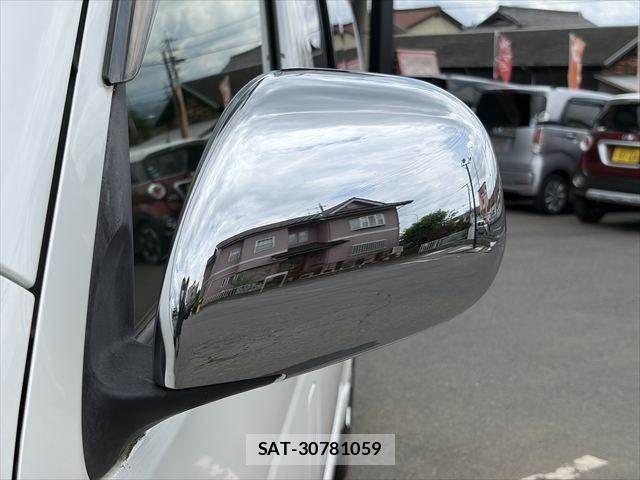 Toyota HIACE VAN 2012-08 6682682-24