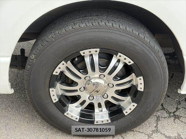 Toyota HIACE VAN 2012-08 6682682-25