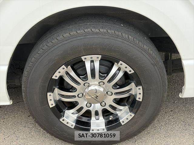 Toyota HIACE VAN 2012-08 6682682-26