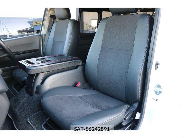 Toyota HIACE VAN 2017-01 6716244-10