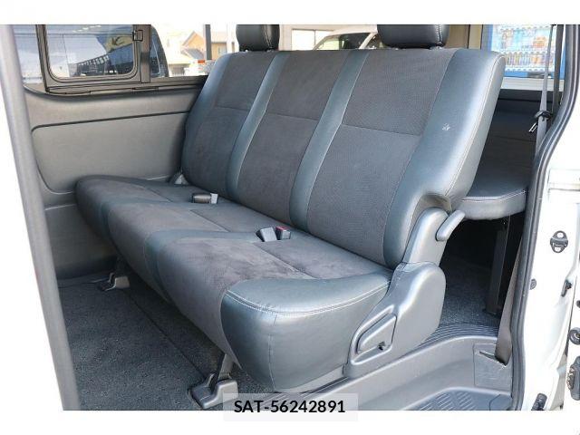 Toyota HIACE VAN 2017-01 6716244-11