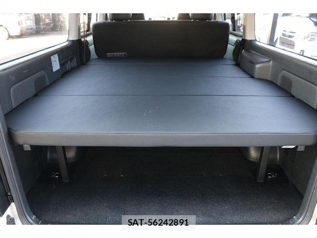 Toyota HIACE VAN 2017-01 6716244-14
