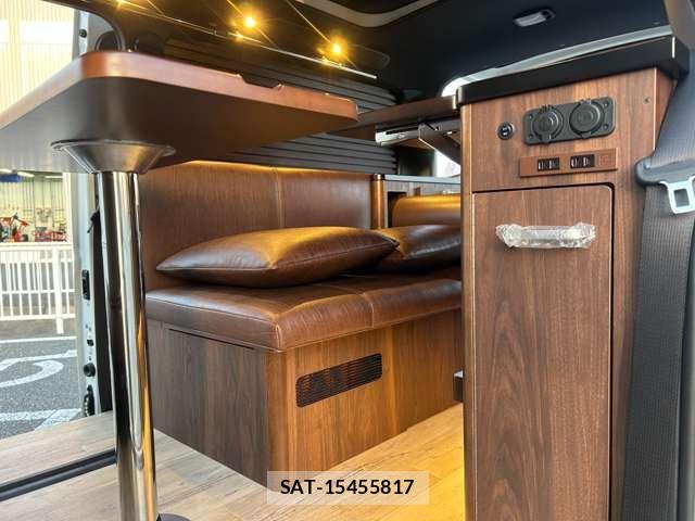 Toyota HIACE VAN 2025-12 6751800-15