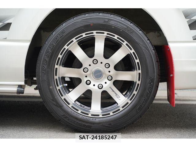 Toyota HIACE VAN 2018-05 6751808-18