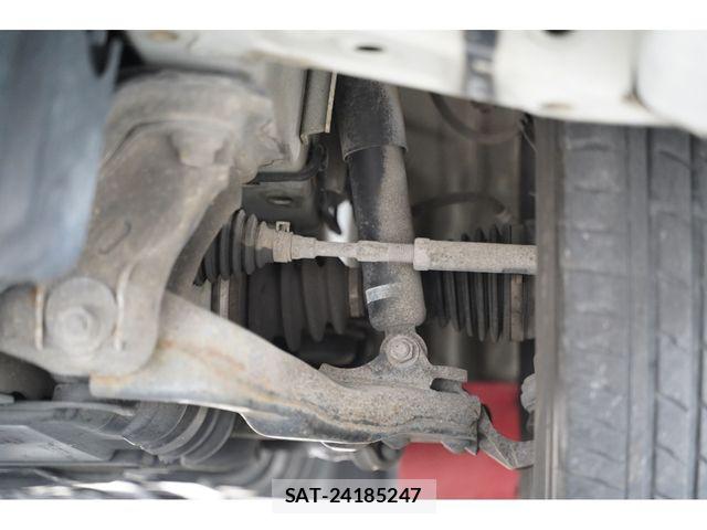 Toyota HIACE VAN 2018-05 6751808-1