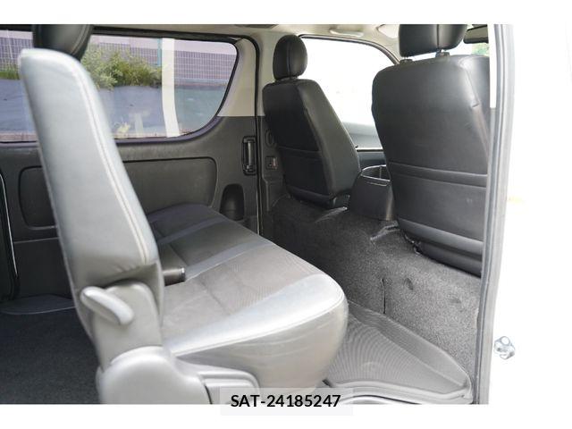 Toyota HIACE VAN 2018-05 6751808-25