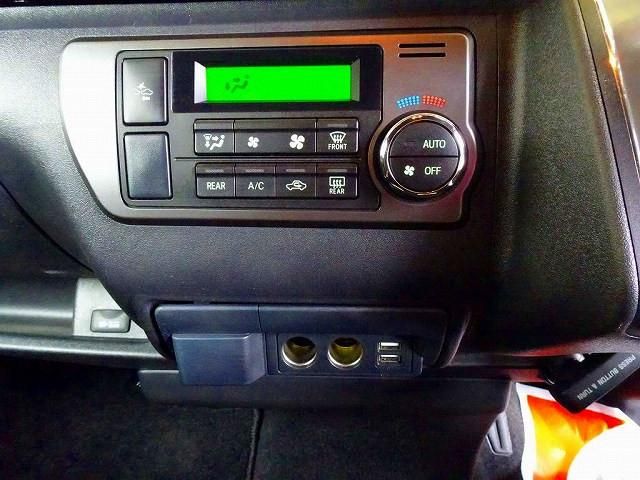 Toyota HIACE VAN 2020-11 6734193-11