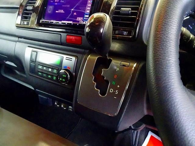 Toyota HIACE VAN 2020-11 6734193-17